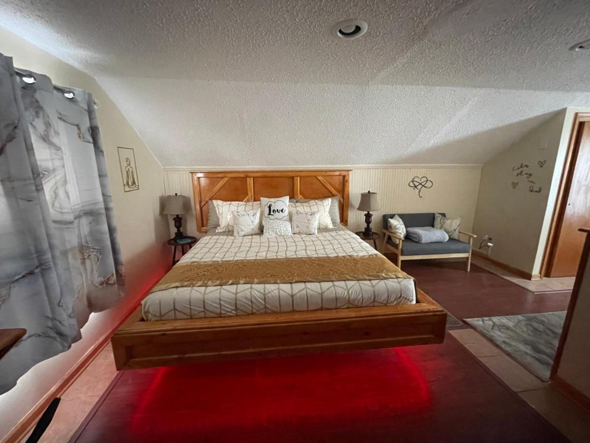 Adults Only Vacation Rental With Hot Tub- No Parties Detroit Exterior photo