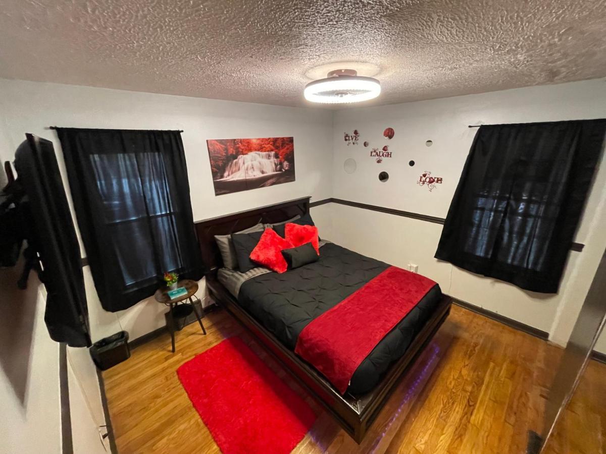 Adults Only Vacation Rental With Hot Tub- No Parties Detroit Exterior photo