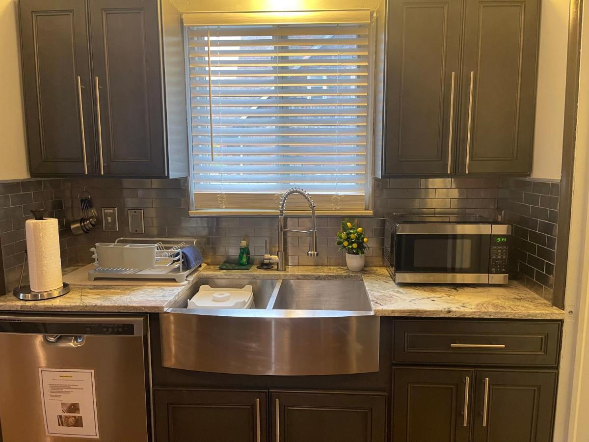 Adults Only Vacation Rental With Hot Tub- No Parties Detroit Exterior photo